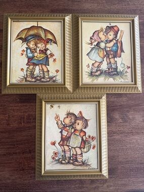Vintage 1972 Evan’s Hummel style prints